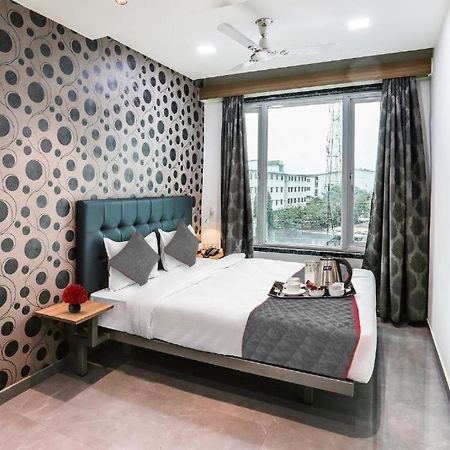 Glitz Hotels Arc Palace - Mankoli, Bhiwandi Exterior photo